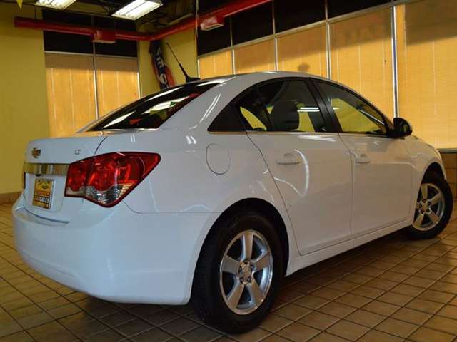 2013 Chevrolet Cruze 1LT Auto 4dr Sedan W/1sd